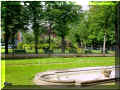 paris_jardins_2t7.jpg (128268 octets)