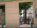tree-bench_reflet-dans-vitrine_saumur-49_05/2010 (243738 octets)