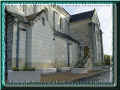 glise de st Benoit la fort, banc de pierre (58483 octets)