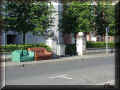 canapes_1280.jpg  "de surprenants canaps installs sur un trottoir" (240633 octets)
